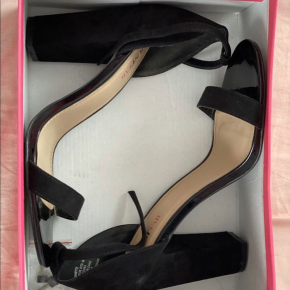 JustFab Size 11 Sandal heels - Picture 3 of 3